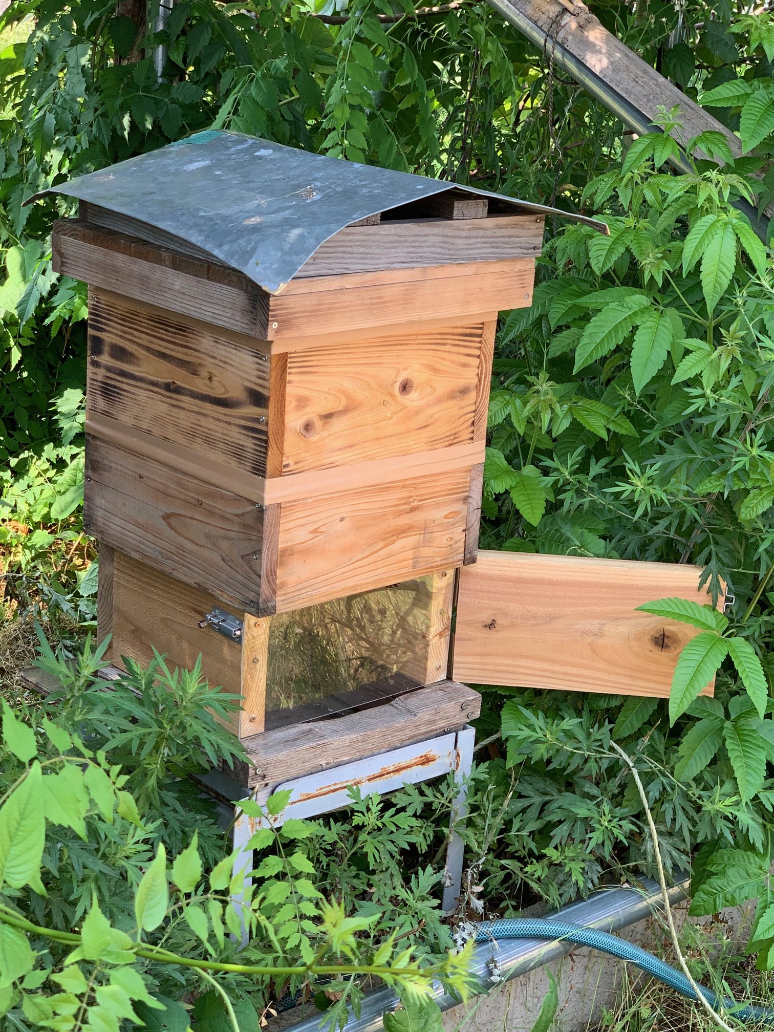 日本各地の巣箱・道具 | ニホンミツバチ・養蜂文化ライブラリー